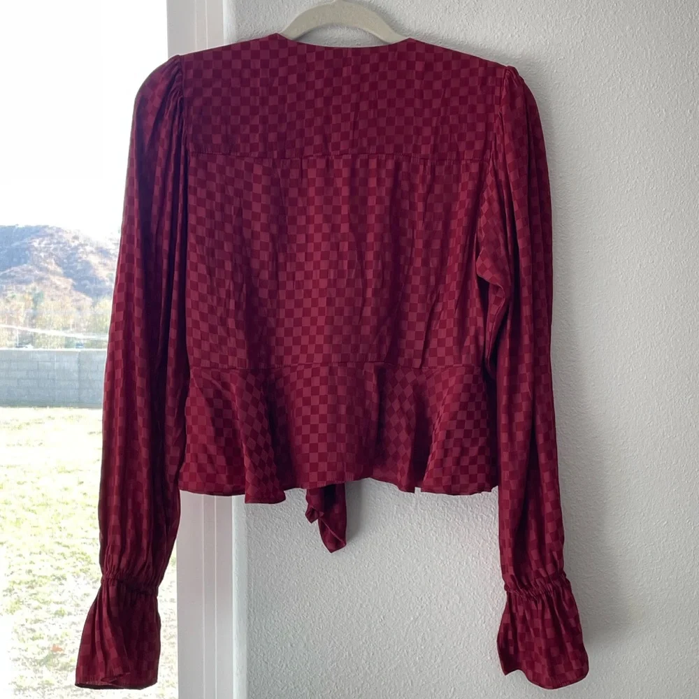 48• WAYF Long Sleeve Peplum Tie Front Blouse XS - Picture 9 of 10